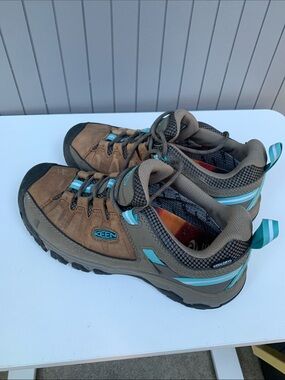 KEEN Women's Targhee III Waterproof Low-Rise Hiking Toasted Coconut/ turquoise